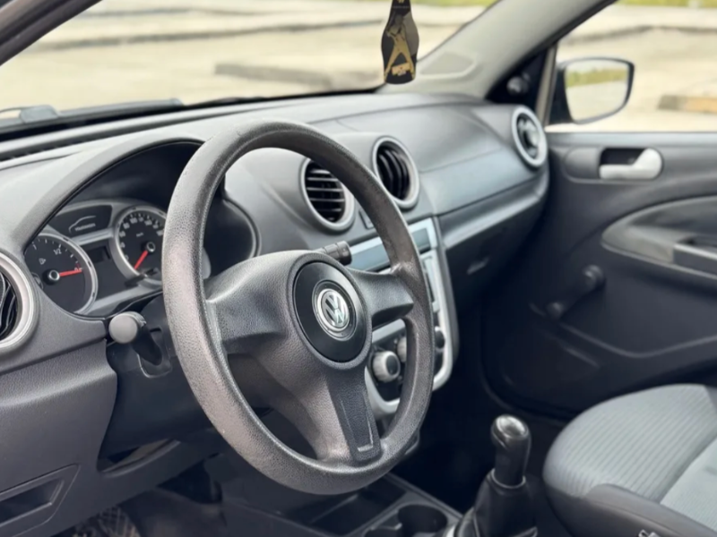 Volkswagen Gol  hatchback ofrecido en Rivera 