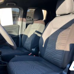 Venta en Uruguay de Fiat Strada  4 puertas 