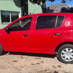 Sandero 2018 usado en venta