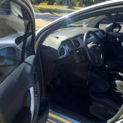 Citroën C3  hatchback ofrecido en Colonia del Sacramento 
