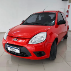 Foto: Ford Ka 1.0 2014: Compacto Económico Rojo en Salto con Aire y Dirección Hidráulica