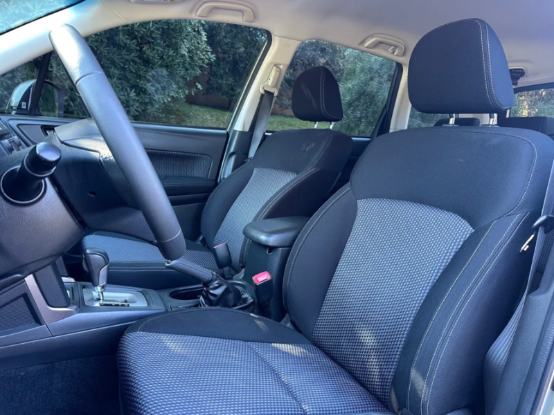 Venta en Uruguay de Subaru Forester  4 puertas 