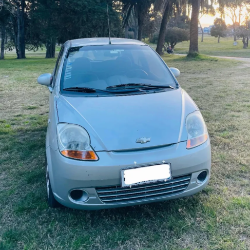 Foto: Chevrolet Spark LS 1.0 2011: Hatchback Económico y Confiable en Colonia del Sacramento
