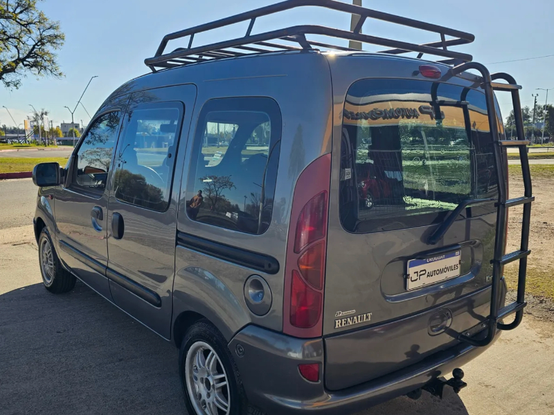 Renault Kangoo  furgoneta ofrecido en Paysandú 