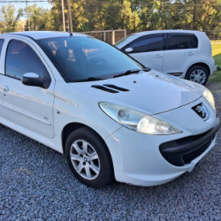 Foto: Peugeot 207 Compact 1.4 2011 blanco, listo para ser transferido