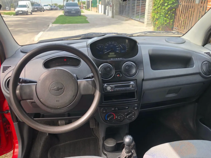 Venta en Uruguay de Chevrolet Spark  4 puertas 