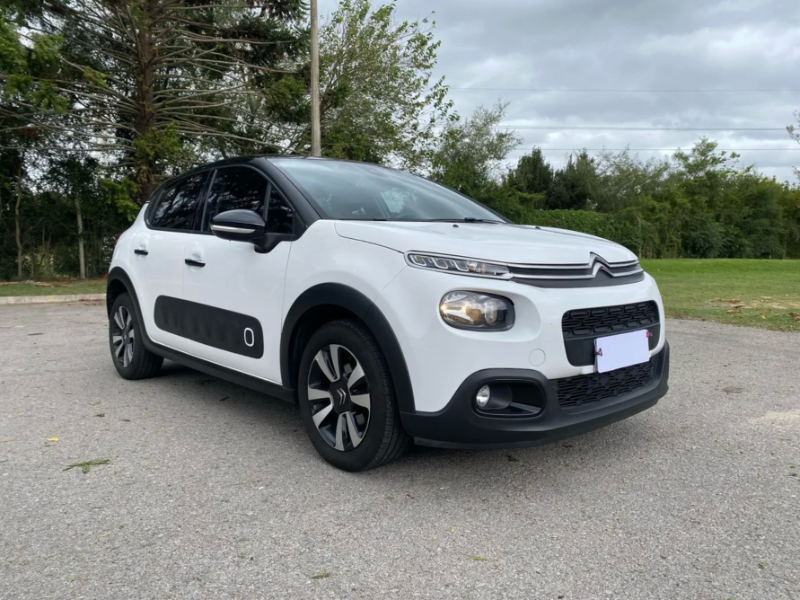 Citroën C3  hatchback ofrecido en Pando 