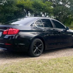BMW Serie 5  sedán ofrecido en Florida 
