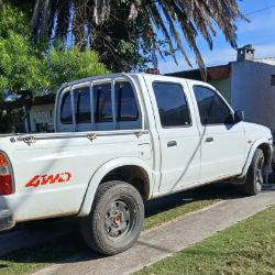 Foto: Mazda BT-50 Doble Cabina 4x4 en venta: Excelente estado, lista para trabajar o disfrutar