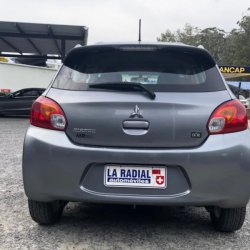 Mitsubishi Mirage  hatchback ofrecido en Nueva Helvecia 
