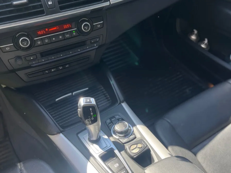 Venta en Uruguay de BMW X6  4 puertas 