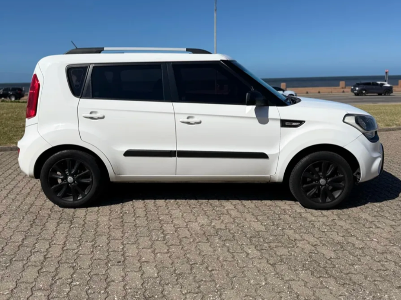 foto 3: Kia Soul 2013 1.6 usado Montevideo