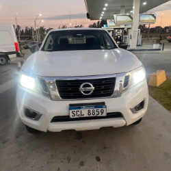 Foto: Nissan NP300 Frontier 2.5 SE Doble Cabina 2019