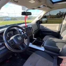 Venta en Uruguay de Dodge Ram 2500  4 puertas 