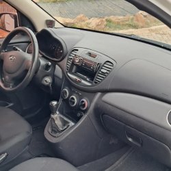 Venta en Uruguay de Hyundai i10  4 puertas 