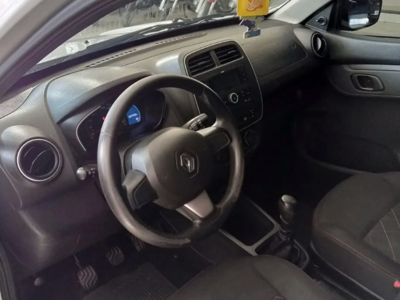 Venta en Uruguay de Renault Kwid  4 puertas 