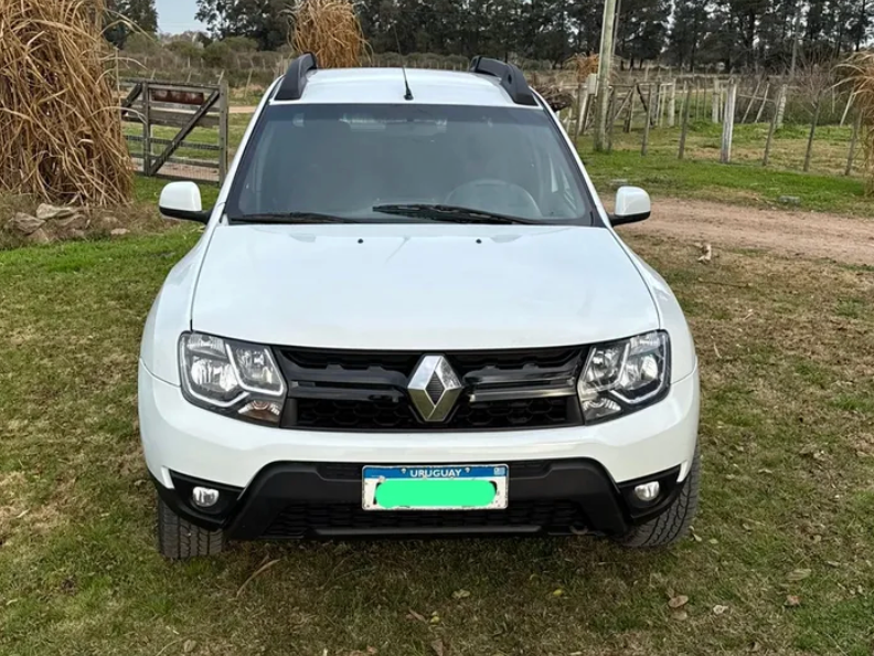 Renault Oroch  pickup ofrecido en Ciudad de la Costa 