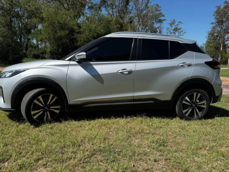 Nissan usado en Treinta y Tres