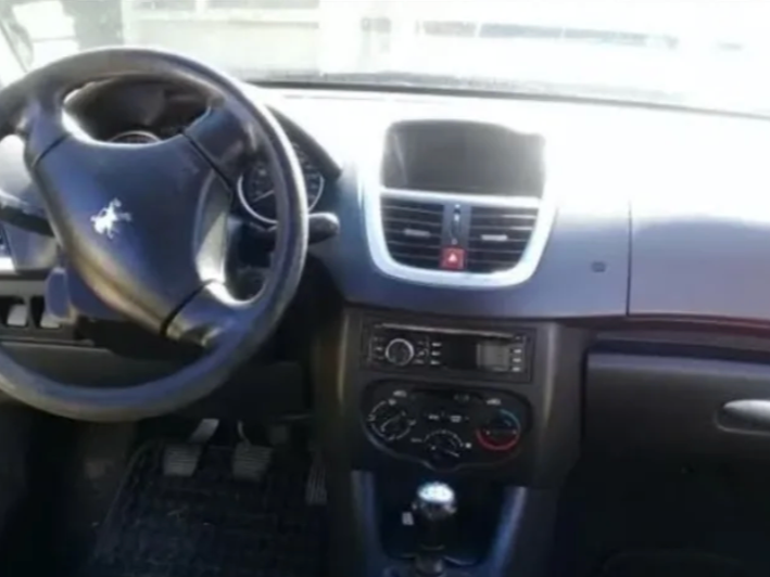 venta de Peugeot 207 Compact usado