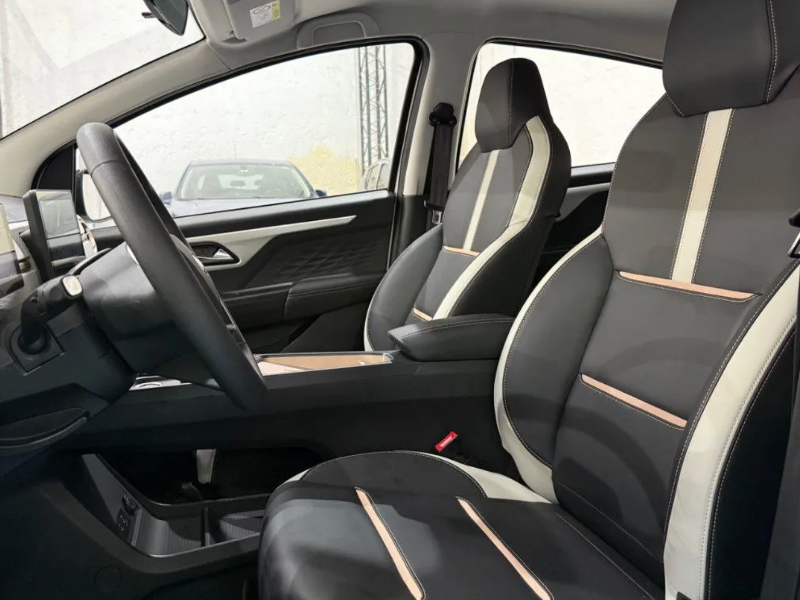 Venta en Uruguay de JAC E-s1  4 puertas 