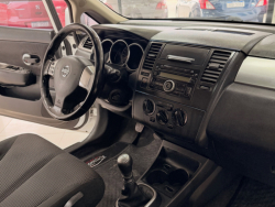 Imagen del Nissan 2011  1.8L listo para la venta  