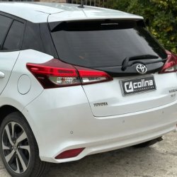 Toyota Yaris  hatchback ofrecido en Las Piedras 