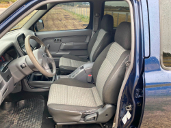 Nissan D-22  pickup ofrecido en Melo 