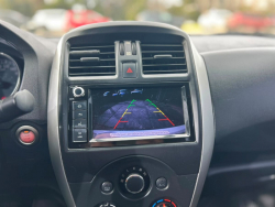 Nissan Versa Precio