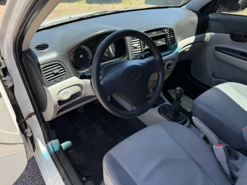 Hyundai Accent Precio