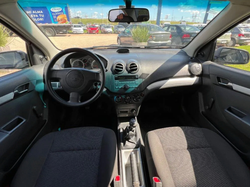 Venta en Uruguay de Chevrolet Aveo  4 puertas 