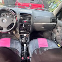 Fiat Palio  hatchback ofrecido en Juan Lacaze 