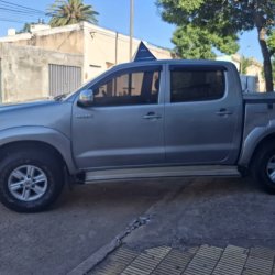 Hilux 2015 usado en venta