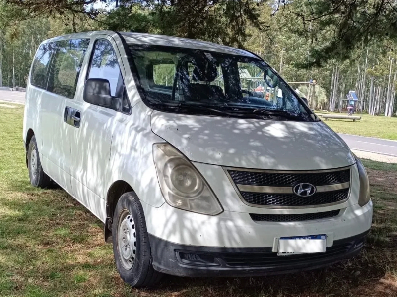 Hyundai H1  furgón ofrecido en Durazno 