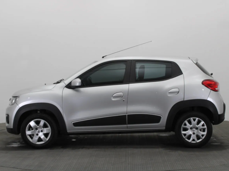 Renault Kwid  hatchback ofrecido en Carrasco 