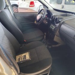 Venta en Uruguay de Ford EcoSport  4 puertas 