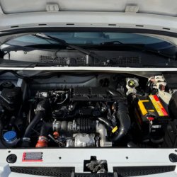Peugeot Partner  furgón ofrecido en Brazo Oriental 