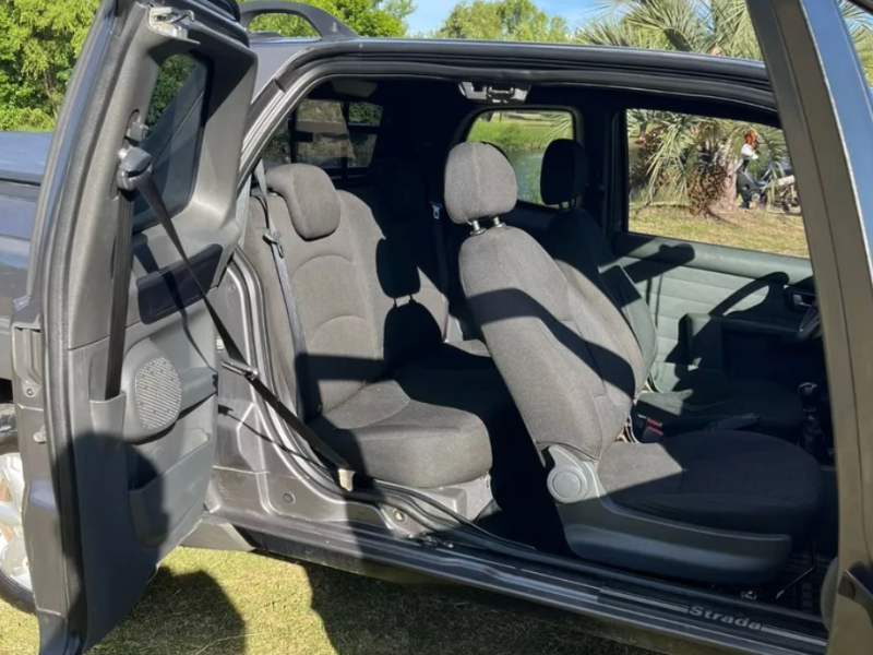 Fiat Strada Adventure Precio