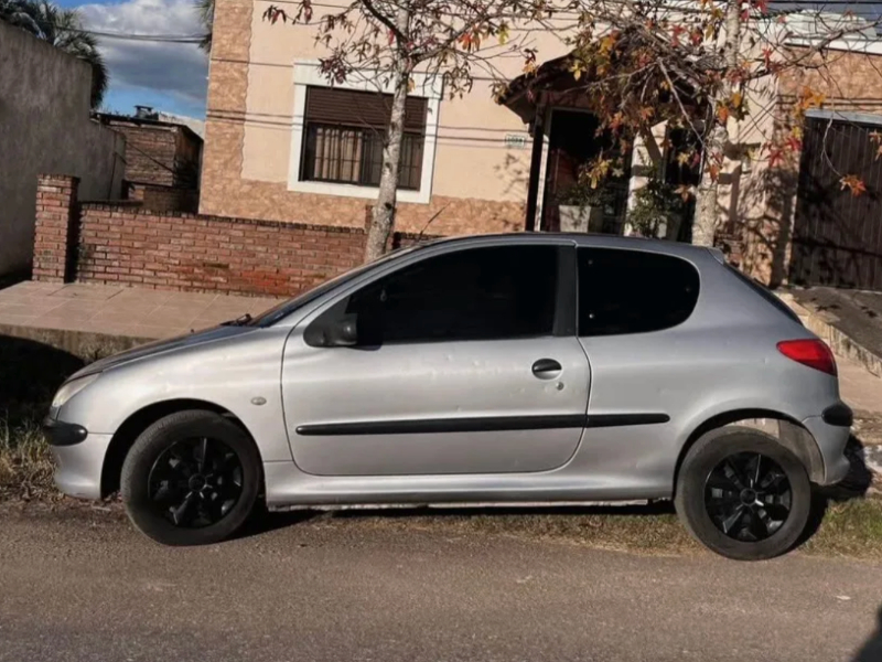 venta de Peugeot 206 usado