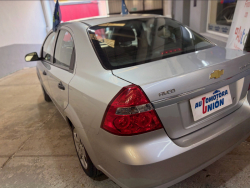 Venta en Uruguay de Chevrolet Aveo  4 puertas 
