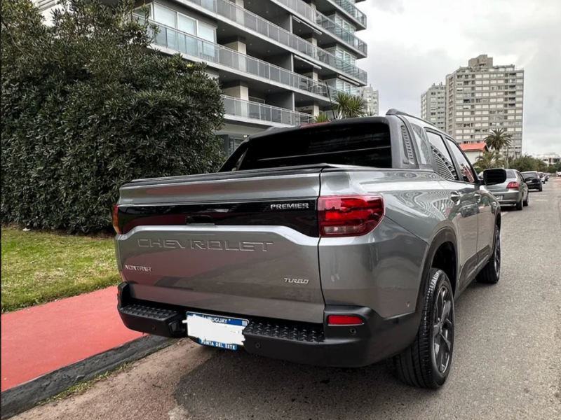 Chevrolet Montana  pickup ofrecido en Punta del Este 