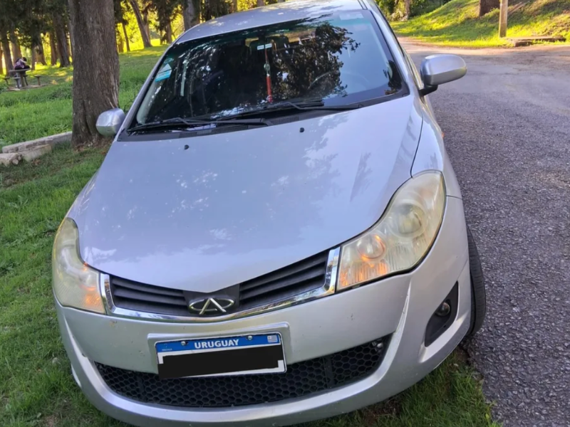 Venta en Uruguay de Chery Fulwin  4 puertas 