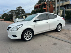 Versa 2019 usado en venta