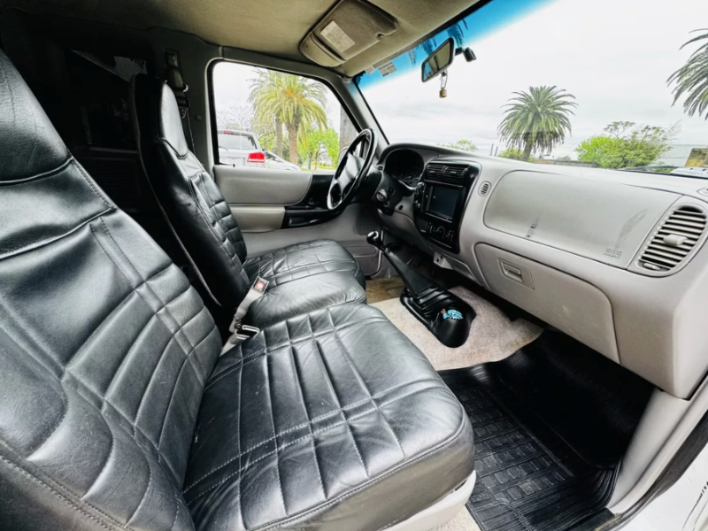 Imagen del Ford 1997  3.0v6 listo para la venta  