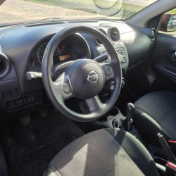 Nissan Versa Precio