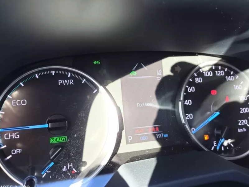 Venta en Uruguay de Toyota RAV4  4 puertas 