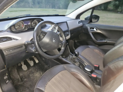 Peugeot 2008  suv ofrecido en Barros Blancos 