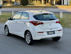Venta en Uruguay de Hyundai HB20  4 puertas 