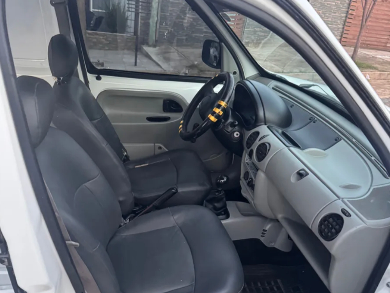 Renault Kangoo Precio