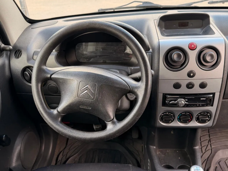 Venta en Uruguay de Citroën Berlingo  4 puertas 