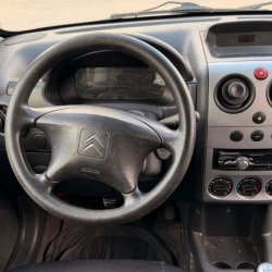 Venta en Uruguay de Citroën Berlingo  4 puertas 